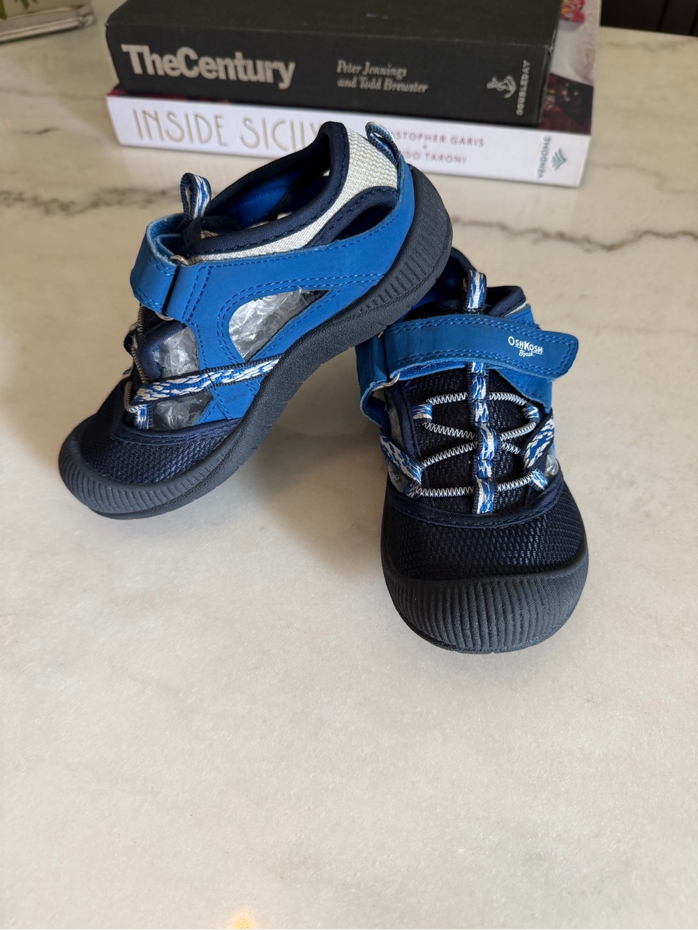 OshKosh B'gosh Blue and Black Boys Active Sandals